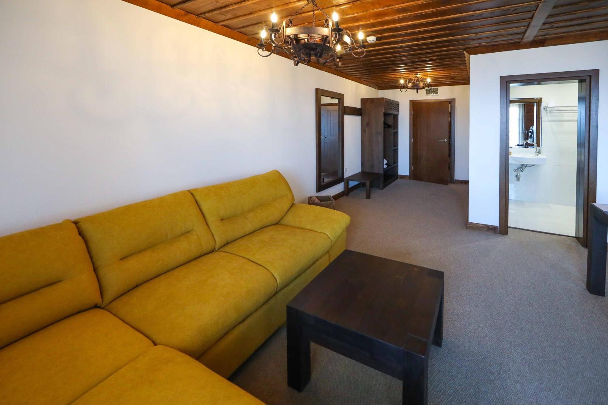 Hotel Leshten Rom bilde