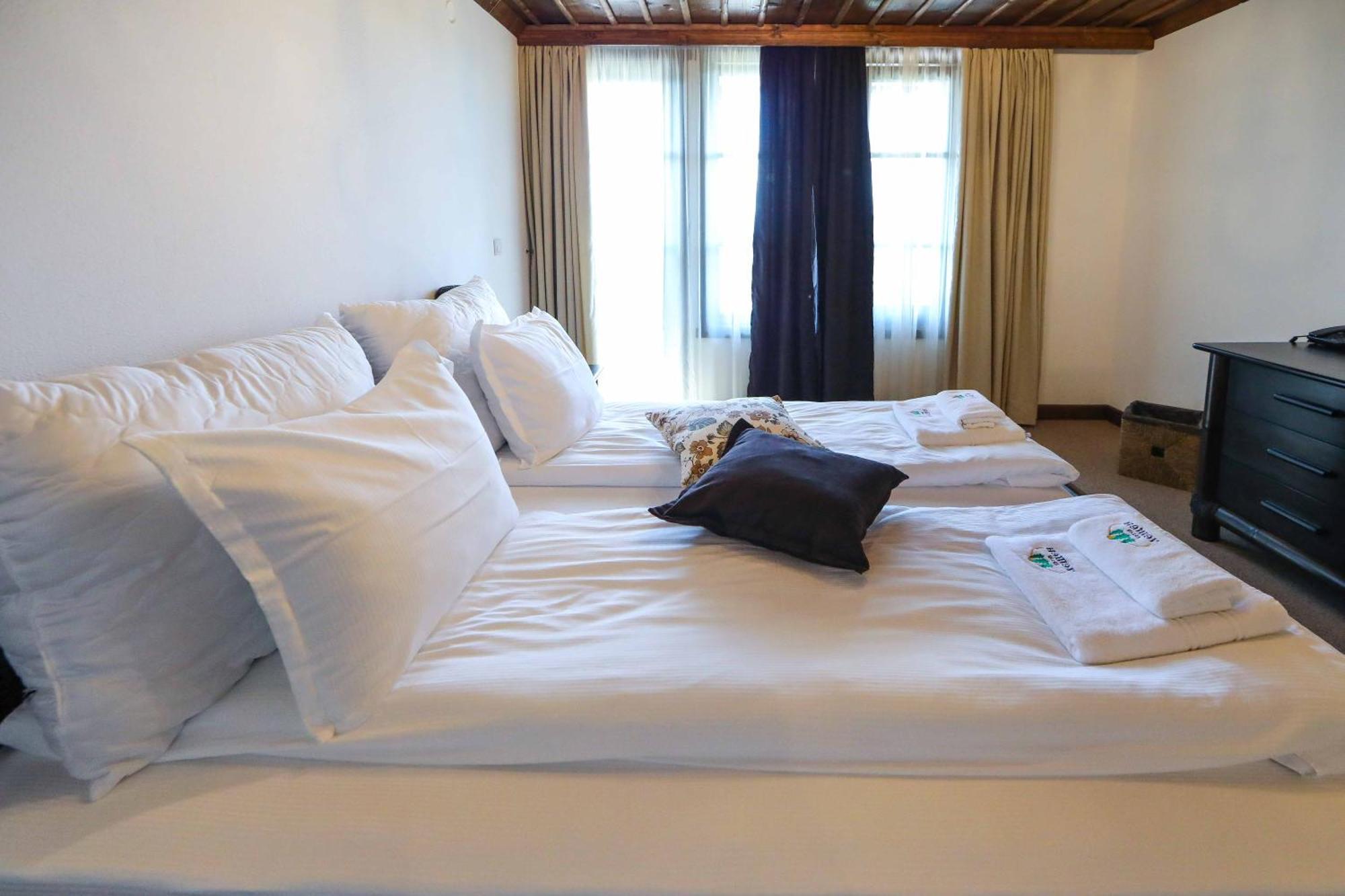 Hotel Leshten Rom bilde