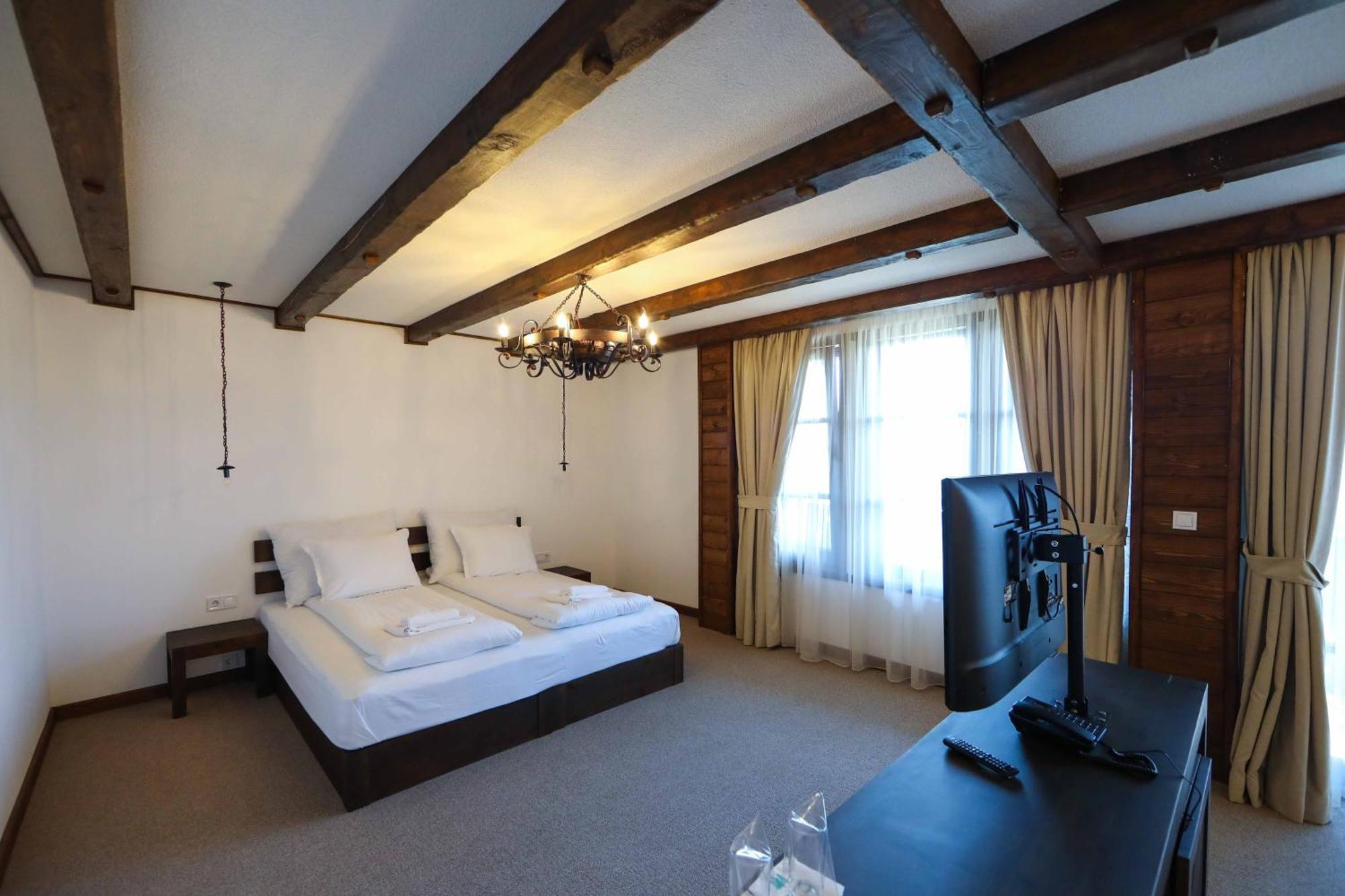 Hotel Leshten Rom bilde