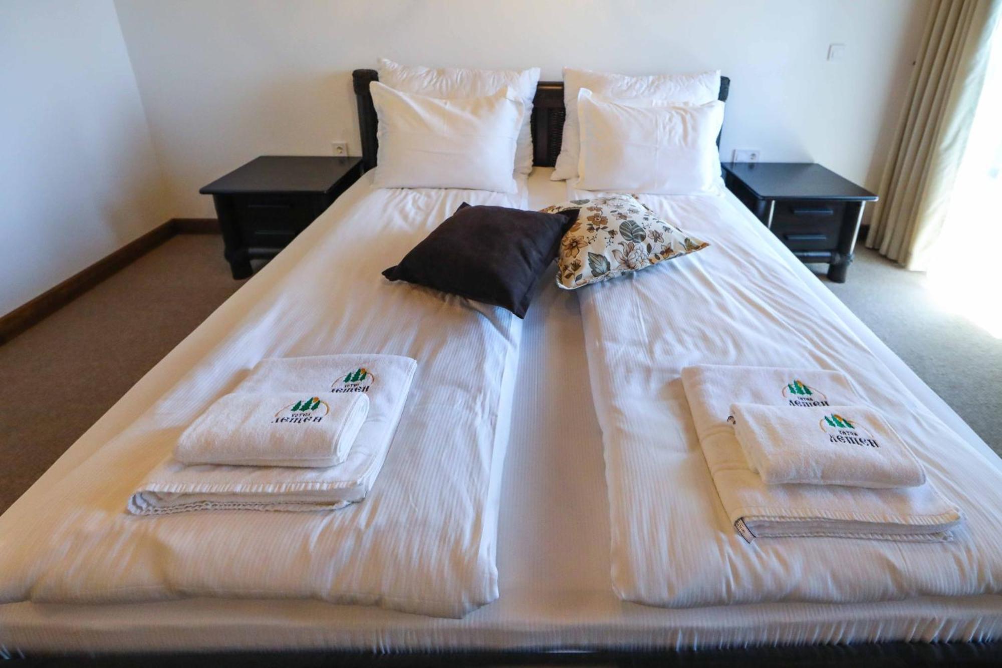 Hotel Leshten Rom bilde
